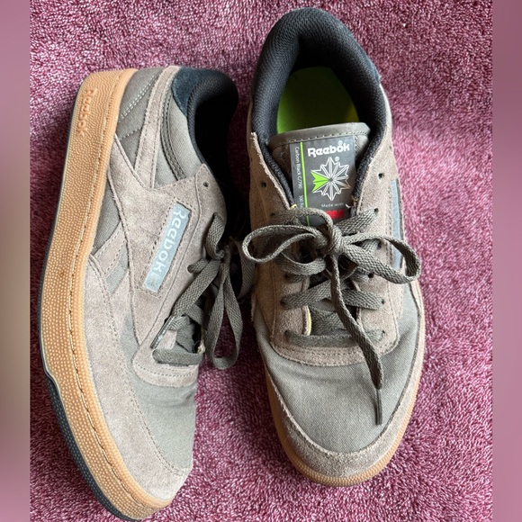 ** sold ** - Picture 4 of 5